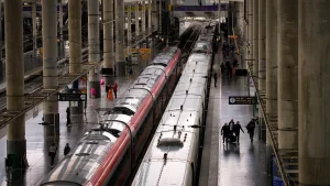 Five-hour Lisbon-Madrid rail link to go ahead by 2030, officials say