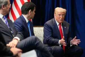 Trump: 'I Don't Need' to Solve Afghanistan-Pakistan Conflict, But Will