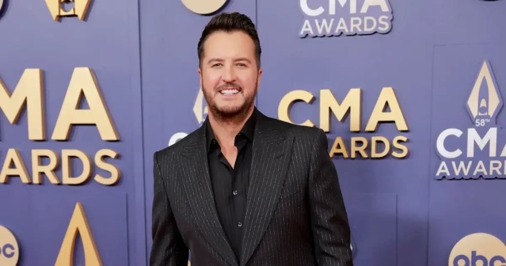 Luke Bryan Makes Rare Comment About Sister’s Death, Speculation His Family Covered Up Details