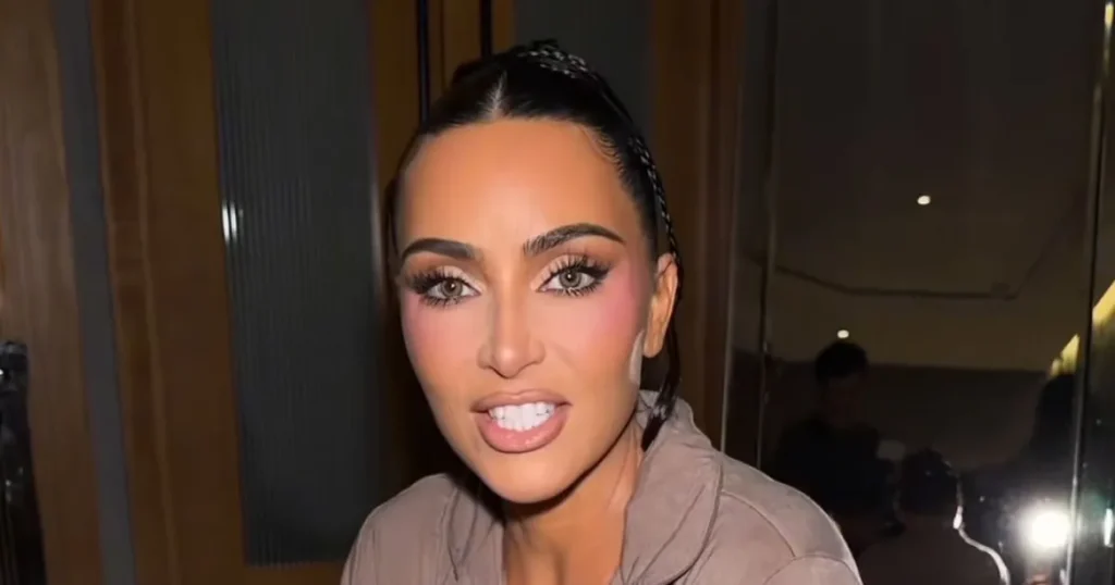 Kim Kardashian’s Latex Look Becomes a Lube ‘Fashion Emergency’ — and Naomi Watts Comes to the Rescue