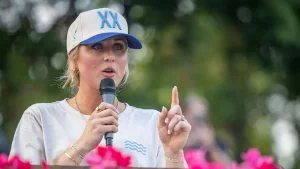 Riley Gaines responds to AOC’s personal attacks, calls out ‘virtue signaling’ Democrats