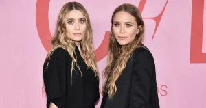 Mary-Kate and Ashley Olsen Are Matching in Rare Joint Appearance at the CFDA Awards