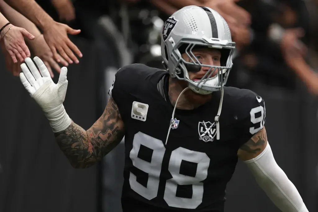 Raiders’ Maxx Crosby Receives Harsh Warning From Former NFL Star