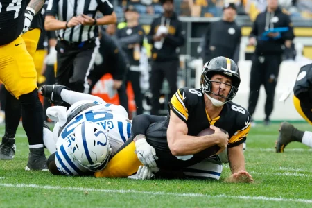 Steelers QB Aaron Rodgers Dealt Bad News Amid Return From Injury
