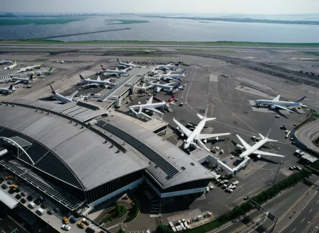 Airlines React After FAA Reducing Air Traffic Amid Government Shutdown