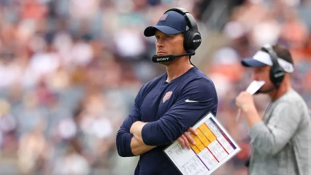 Bears coach backs Mike Tomlin’s ‘do what comes natural’ response to spitting controversy