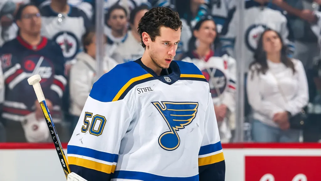 Blues goalie clarifies intentions after trying to pocket puck from Alex Ovechkin’s 900th goal