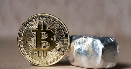 Bitcoin-to-Silver Ratio Plunges to October 2023 Low Amid Silver Price Surge