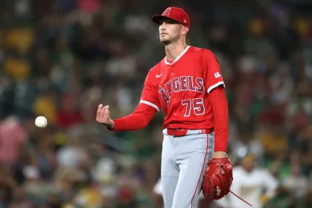 Guardians Acquire 6-Year Veteran, Ex-Phillies Bullpen Standout