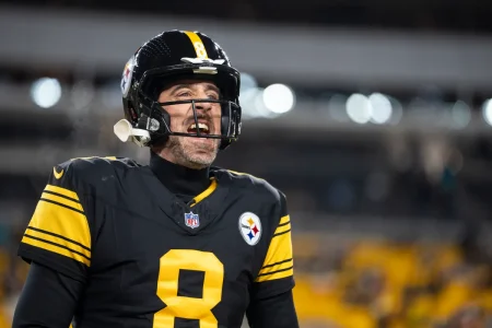 Steelers Make Rare NFL History in ‘Monday Night Football’ Win Over Dolphins