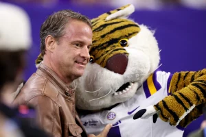 LSU, Lane Kiffin Lose Multiple Key Players to Transfer Portal