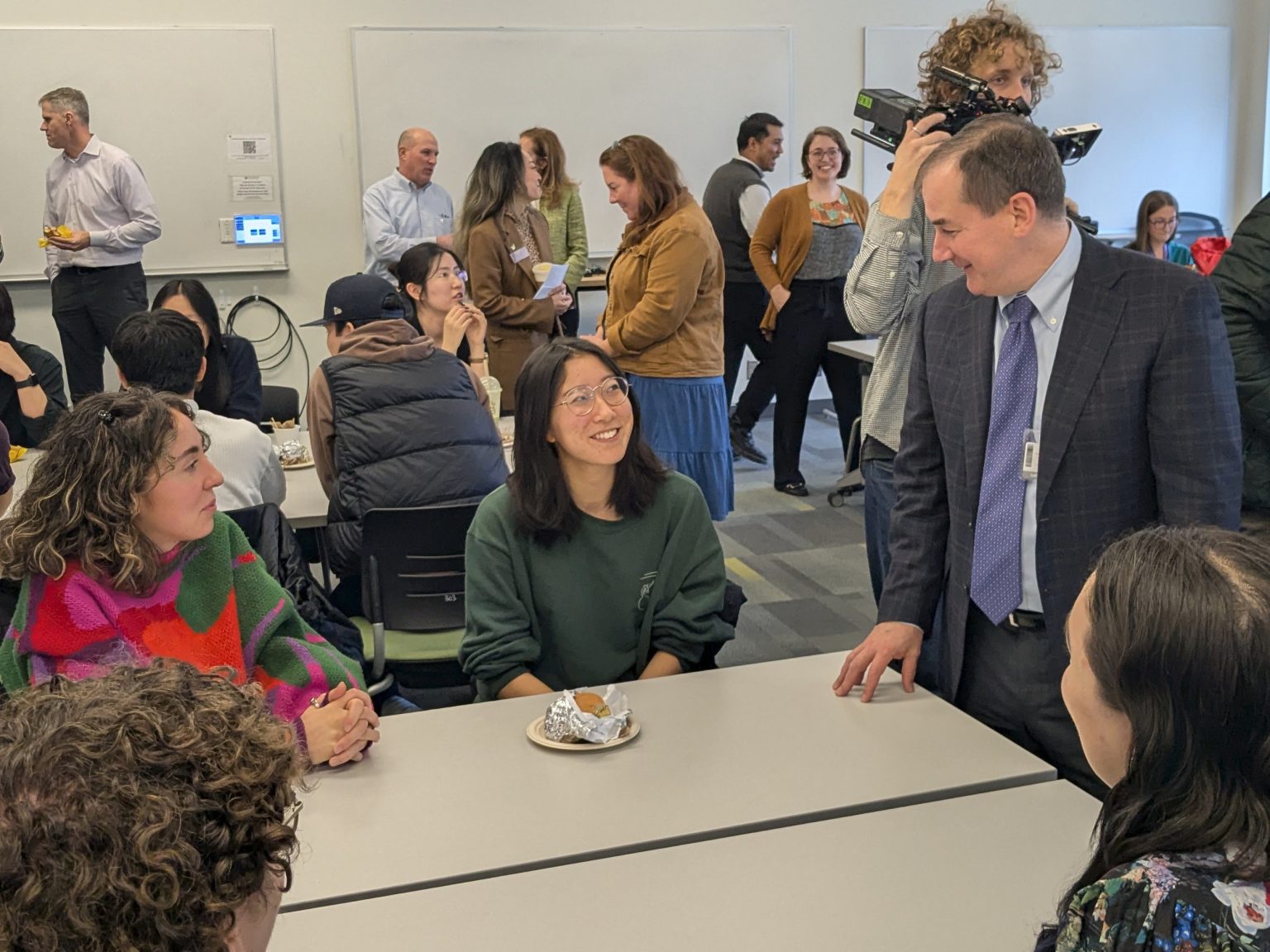 Anonymous donor gifts $50M to help University of Washington train ‘unsung heroes’ of healthcare