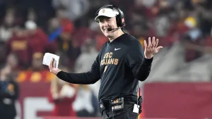 USC coach Lincoln Riley blames Notre Dame for ending 96-year rivalry with shocking scheduling change
