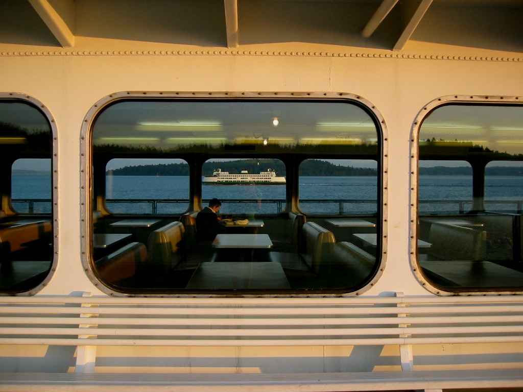 Washington State Ferries explores public internet service with new pilot program