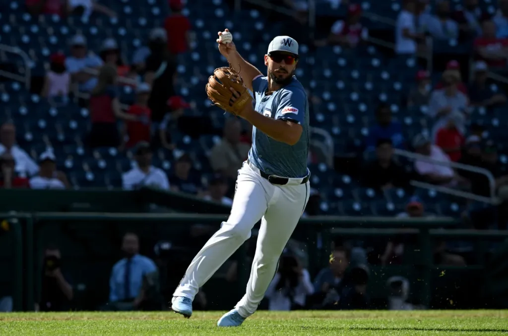 Yankees Acquire 9-Year Veteran, Former All-Star Shortstop: Report