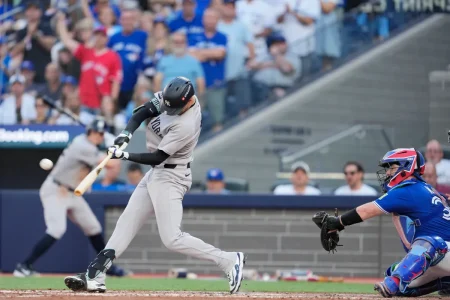 Yankees Reportedy Target Bo Bichette, Kyle Tucker After Cody Bellinger News