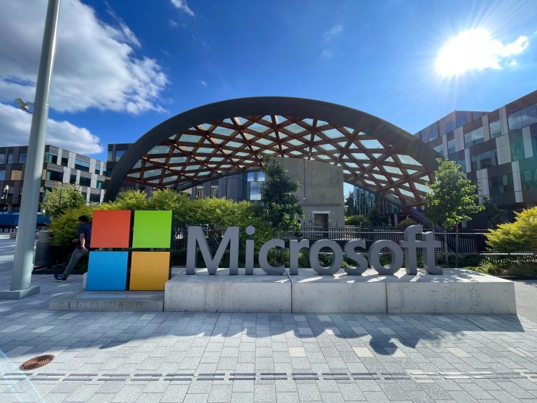 MICROSOFT S BIG LEASE RENEWAL IN REDMOND HELPS BUOY visual data 2