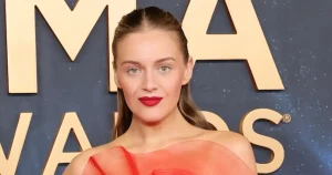 Kelsea Ballerini Reveals Beloved Dog Dibs Died After Cancer Battle: ‘Always Be My Soul Dog’