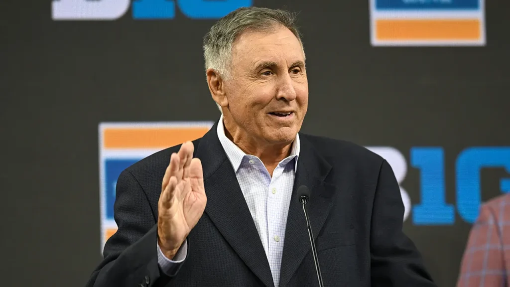 College football fans fume after CBS abruptly cuts off Gary Danielson’s broadcast farewell