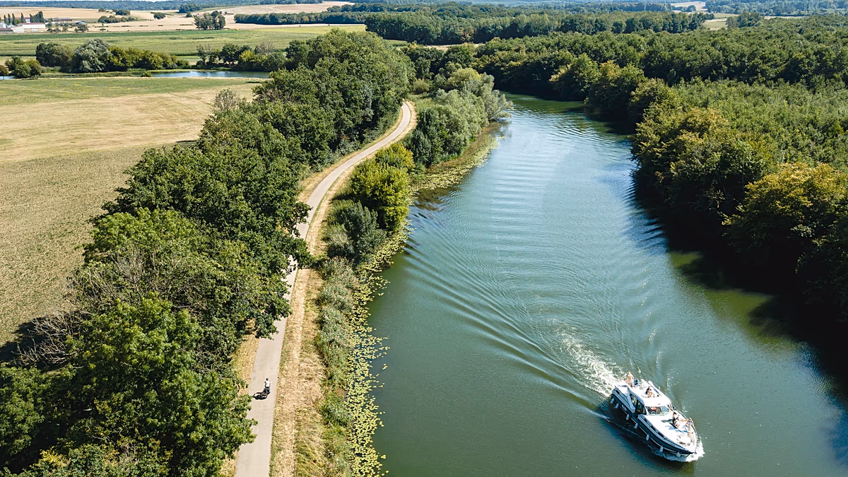Must-see sights on La Voie Bleue – Europe’s top cycling route for 2026