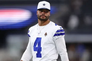 Cowboys Ink New Quarterback as Dak Prescott Insurance