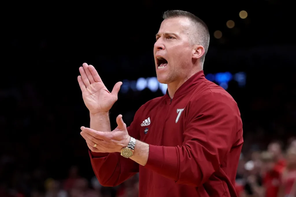 NCAA Tournament Team Loses Head Coach Less Than 24 Hours After First-Round Exit