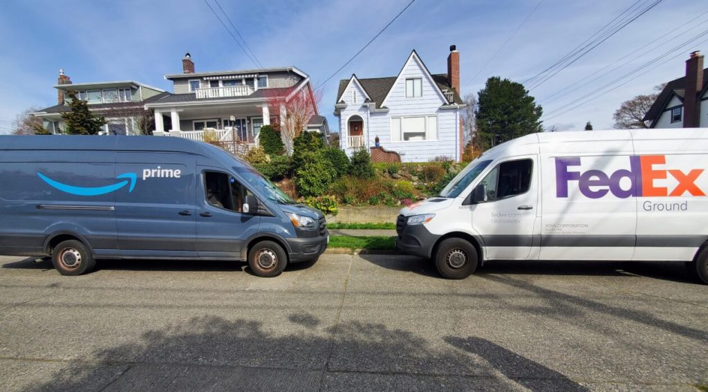 Amazon and FedEx, together again, this time for e-commerce returns