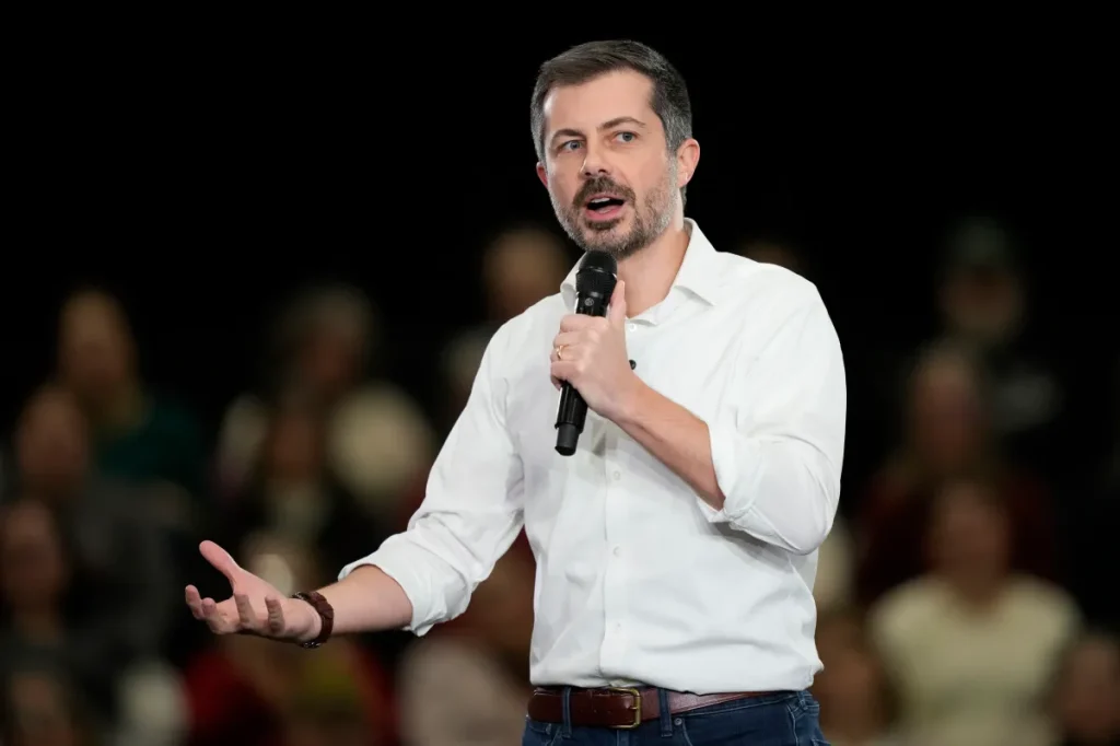 Pete Buttigieg Leading Potential Democrats for 2028 in New Poll