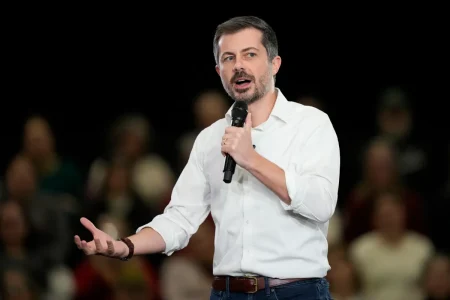 Pete Buttigieg Leading Potential Democrats for 2028 in New Poll