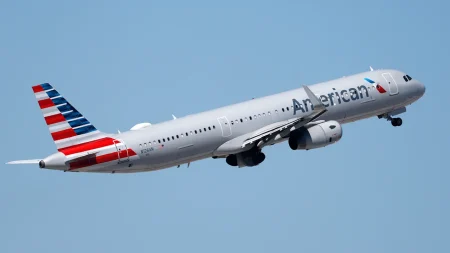 American Airlines flight diverted to Detroit after passenger allegedly makes ominous threat