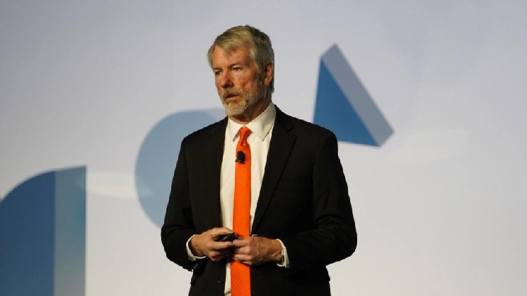 Michael Saylor Adds 13,927 Bitcoin for $1 Billion Under Strategy