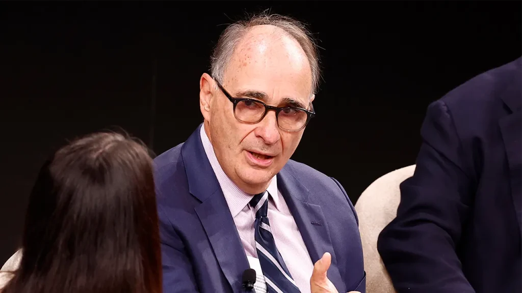 David Axelrod trying to tamp down speculation after meeting the pope