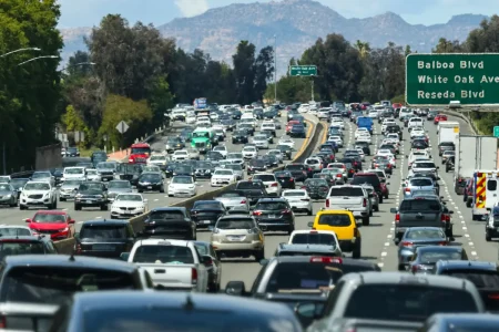 When to avoid the worst LA traffic times this holiday weekend, with expected record-breaking travel, massive bottlenecks