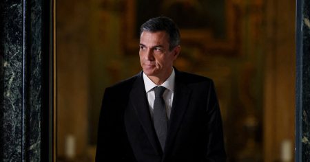 Pressure Grows on Spain’s Leader After Police Raid His Party Office