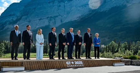 Trump Divides a Chaotic G7 Summit