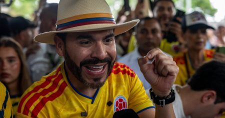 Trump-Backed Abelardo De La Espriella Poised for Victory in Colombia