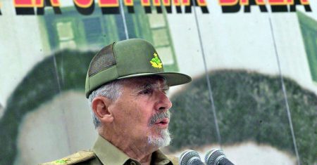 Ramiro Valdés Menéndez, Feared Architect of Cuba’s Surveillance State, Dies at 94