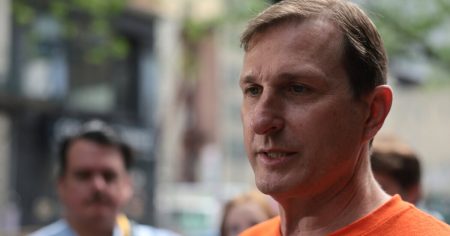 Cafe Tells Congressman He’s Not Welcome Because of His Stance on Israel