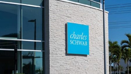 Charles Schwab partners with Cboe to launch S&P 500 prediction markets