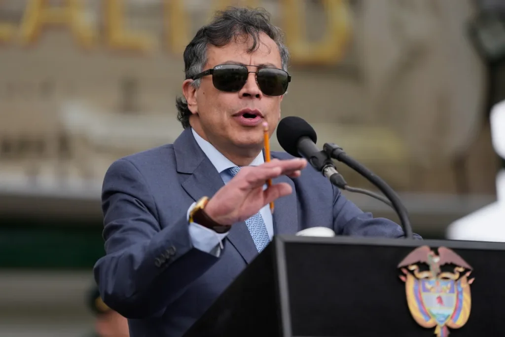Colombia’s President Sparks Confusion With ‘Heil Hitler’ Post