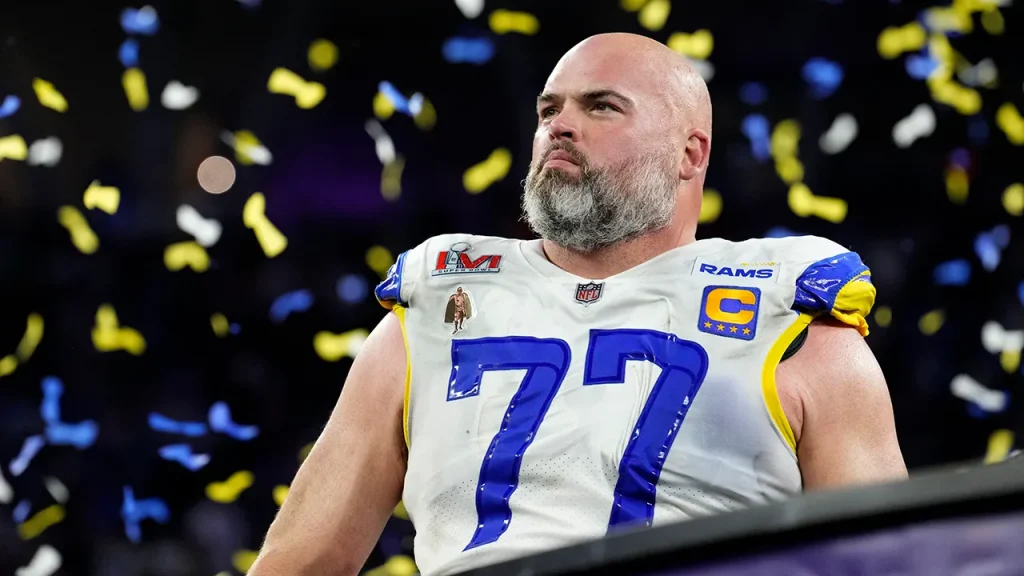 Former Rams star says he’s keeping tabs on Aaron Donald return after Myles Garrett trade