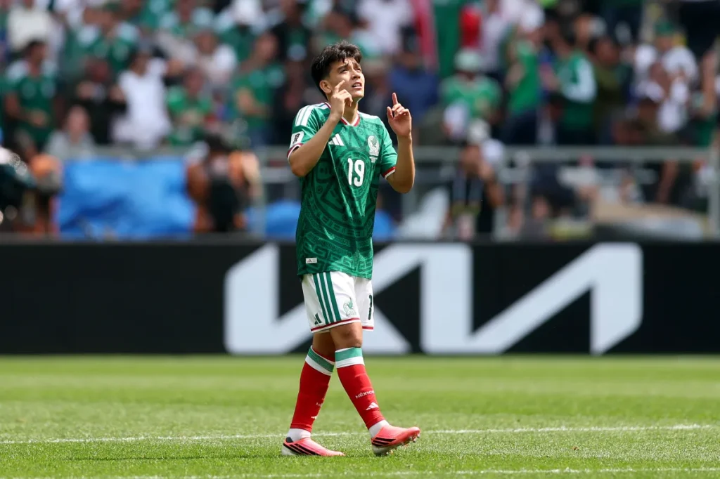 17-Year-Old Gilberto Mora Makes World Cup History in Mexico’s Win vs. South Africa