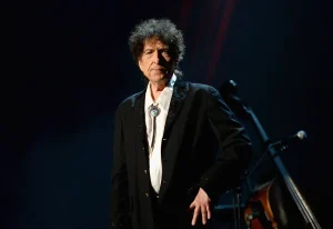 Bob Dylan Opens Up About Aging: ‘You Outlive the Clocks That Have Been Chasing You’