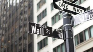 Wall Street Calms Crypto Volatility as Institutional Trading Hits Record 72%