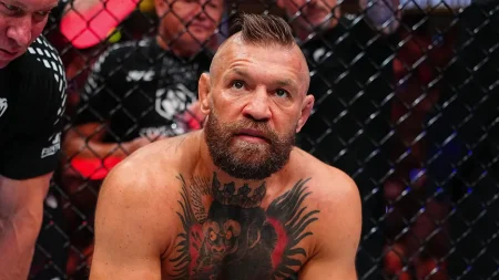 Joe Rogan calls out ‘crazy’ kick attempt by Conor McGregor that led to injury: ‘You don’t do that’