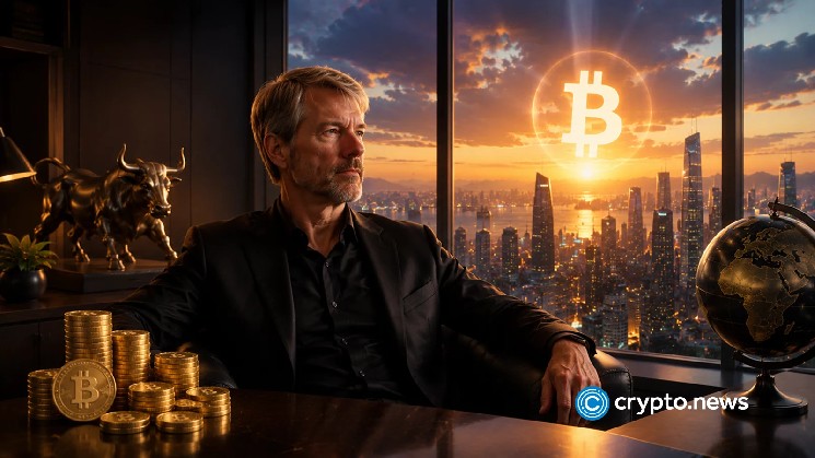 Michael Saylor raises $467M as MicroStrategy pauses Bitcoin purchases
