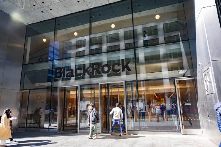 Despite $15 Billion in Net Inflows, BlackRock Crypto Assets Plunge 39%