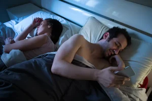 Dear Abby: My boyfriend is friends with 500 women on TikTok, but none of them are me
