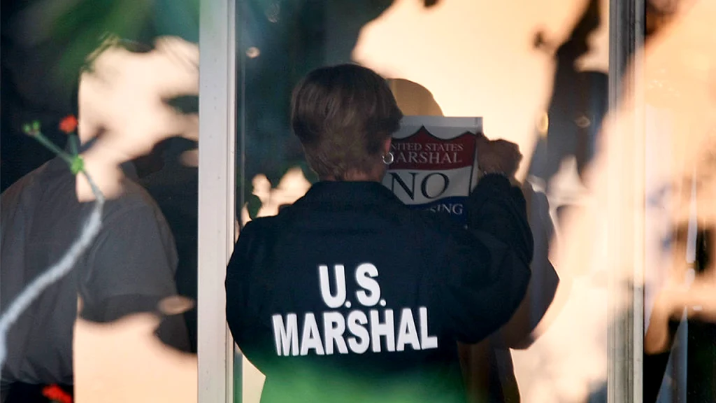 Deputy US Marshal fatally shot while serving arrest warrant in Louisiana