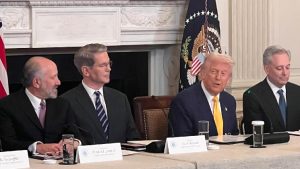 Trump Expected to Attend White House Meeting with Crypto CEOs